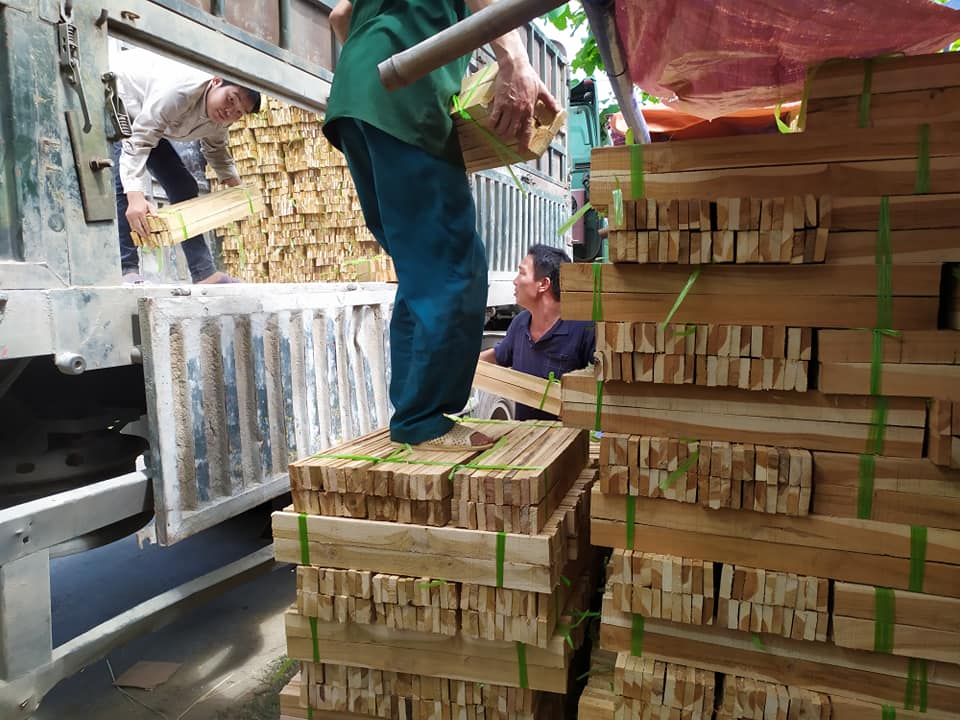Đơn hàng xuất khẩu gỗ teak sang thị trường Ấn Độ