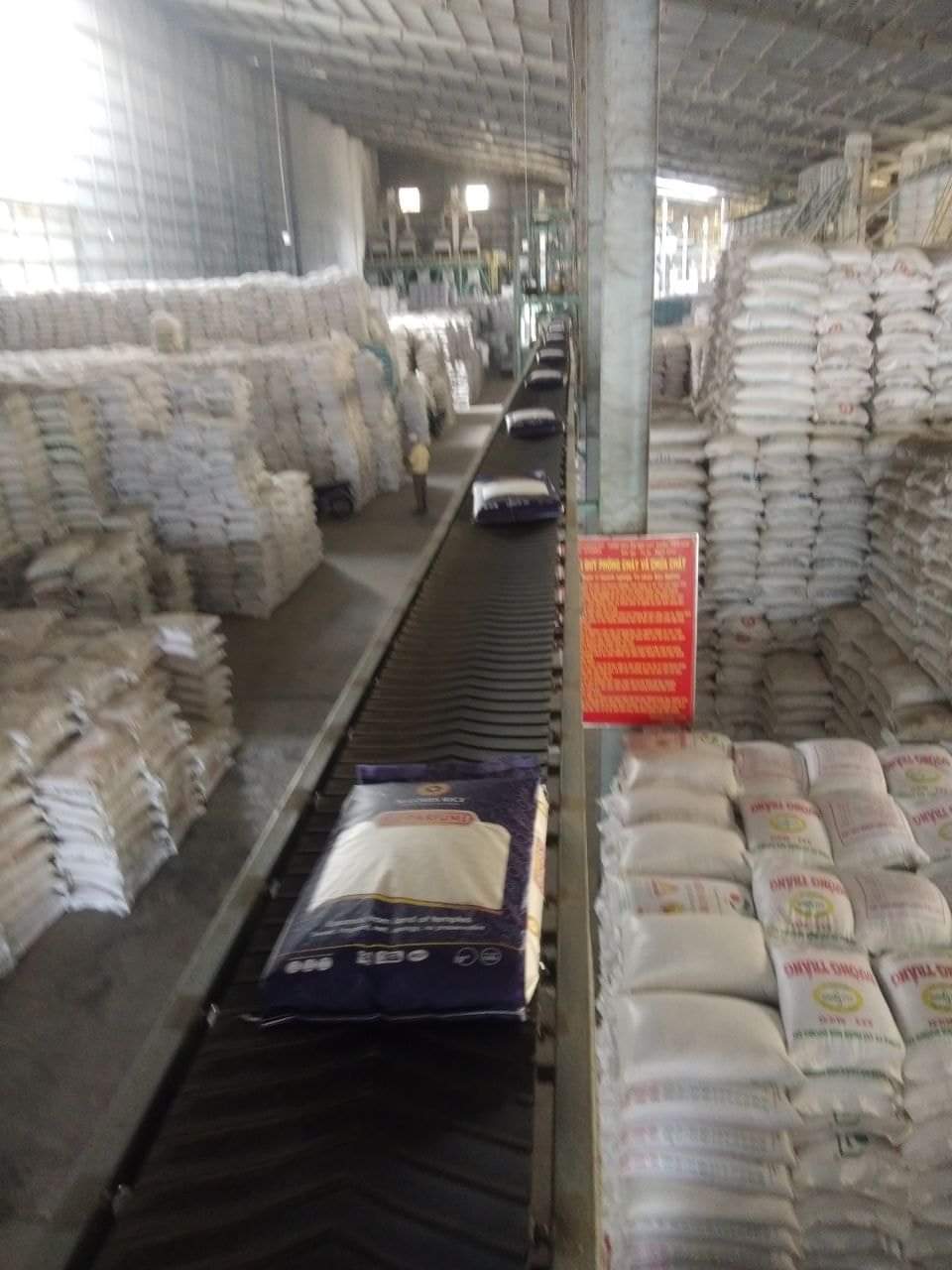 Đơn hàng xuất khẩu gạo sang thị trường Venezuela G01-100621