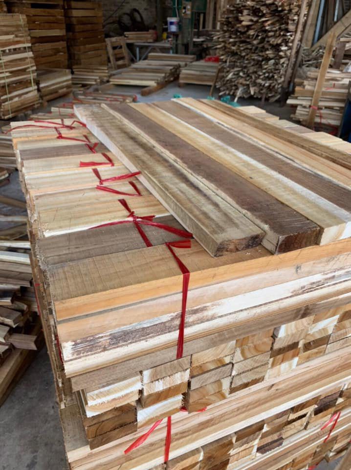 Đơn hàng xuất khẩu gỗ keo xẻ sang thị trường Colombia GK01-081021