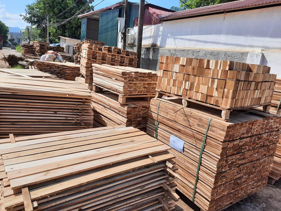 Đơn hàng xuất khẩu gỗ keo xẻ sang thị trường Jordan GK01-151021