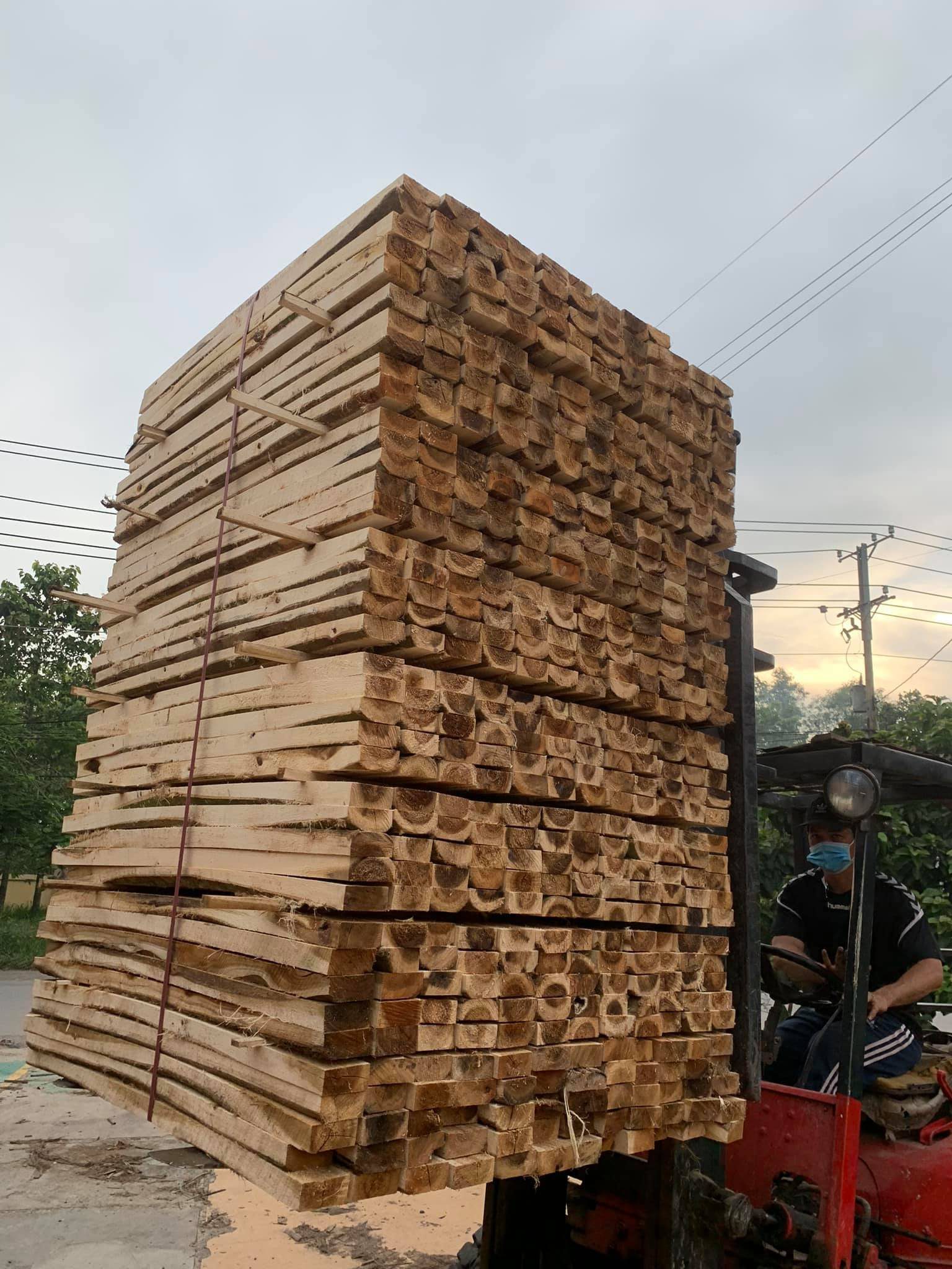 Đơn hàng xuất khẩu gỗ keo xẻ sang thị trường Đài Loan GK01-301021