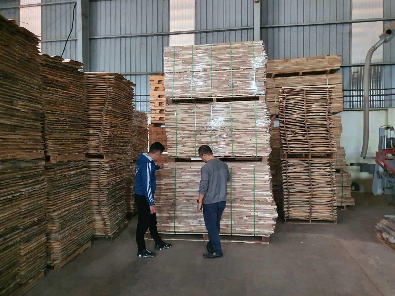 Đơn hàng xuất khẩu gỗ keo xẻ sang thị trường Thái Lan GK01-200821