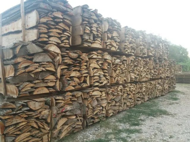Đơn hàng xuất khẩu gỗ thông sang thị trường Jordan BG01-291021