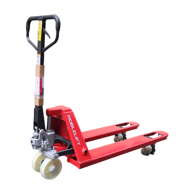 xe-nang-tay-thap-noblelift-ac301-cang-hep-ban-trang-1693283832.jpg